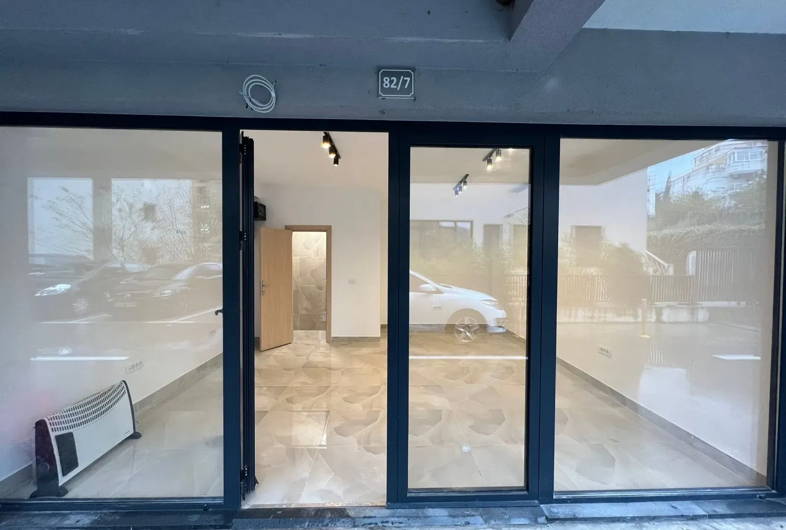 Rent, office space, 20m², Zagorič, Podgorica
