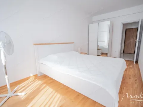 Sale, one bedroom apartment, 46m², Podkošljun, Budva - image 11