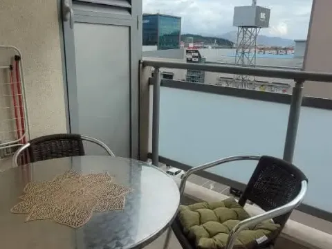 Prodaja, jednosoban stan, 42m², City Kvart, Podgorica - image 9