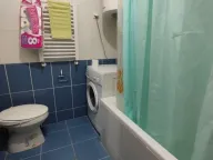 Izdavanje, trosoban stan, 71m², Centar, Jagodina - image 17