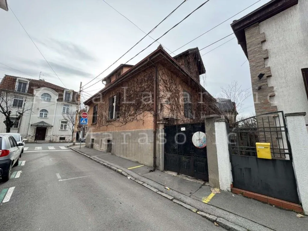 Prodaja, kuća, 133m², Profesorska Kolonija, Palilula Sve Podlokacije