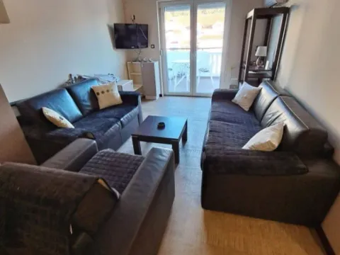 Rent, one bedroom apartment, 41m², Budva, Crna Gora