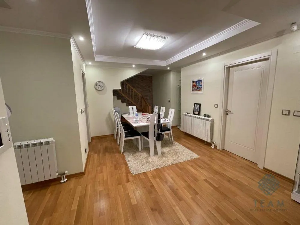 Prodaja, stan, 379m², Savina, Herceg Novi
