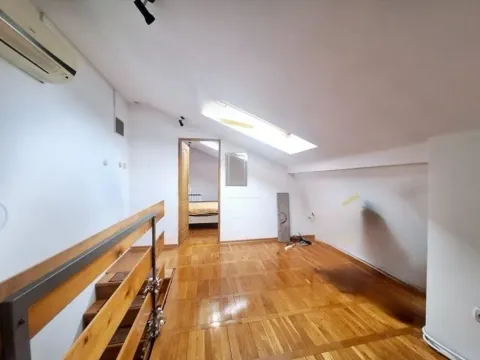 Sale, house, 108m², Uciteljsko Naselje, Zvezdara Sve Podlokacije - image 10