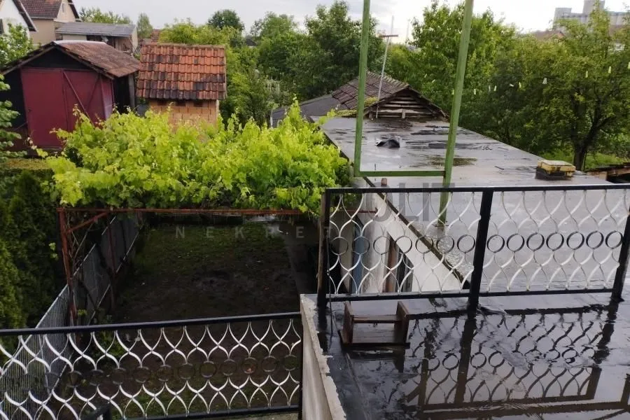 Prodaja, kuća, 220m², Centar, Stara Pazova