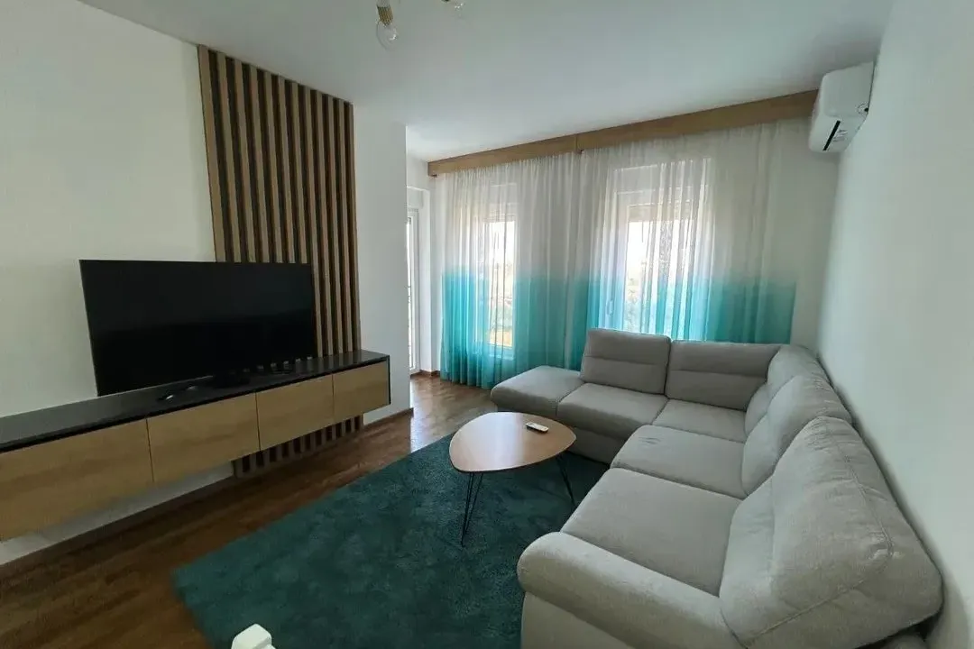 Izdavanje, jednosoban stan, 45m², Zabjelo, Podgorica