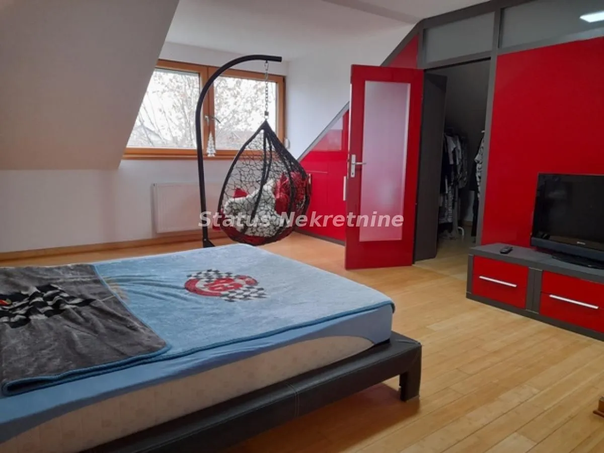 Prodaja, kuća, 440m², Temerin, Novi Sad