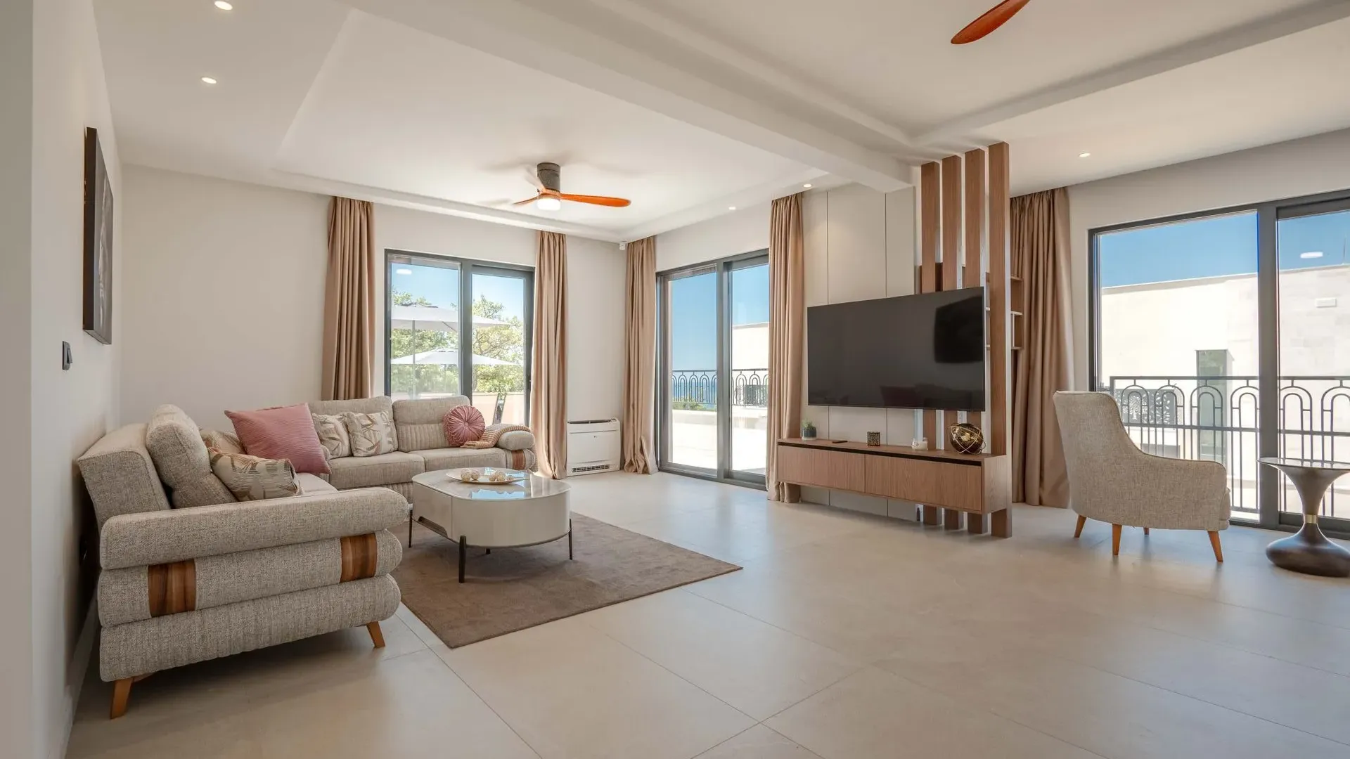 Prodaja, kuća, 318m², Reževići, Budva