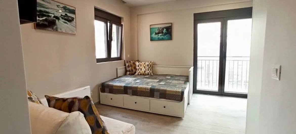 Prodaja, garsonjera, 25m², Centar, Tivat