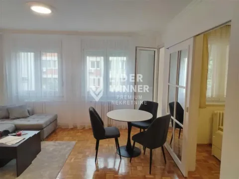 Izdavanje, dvosoban stan, 46m², Savski Venac, Beograd - image 4