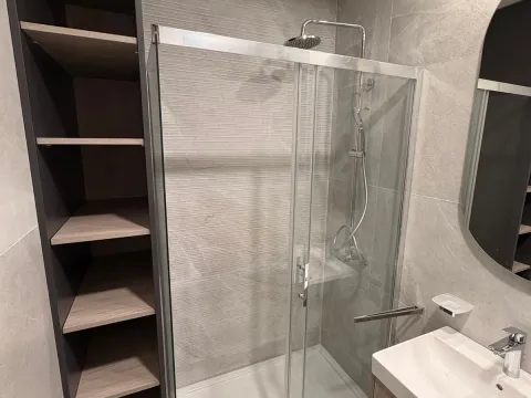 Sale, one bedroom apartment, 47m², Central Point, Podgorica - image 9