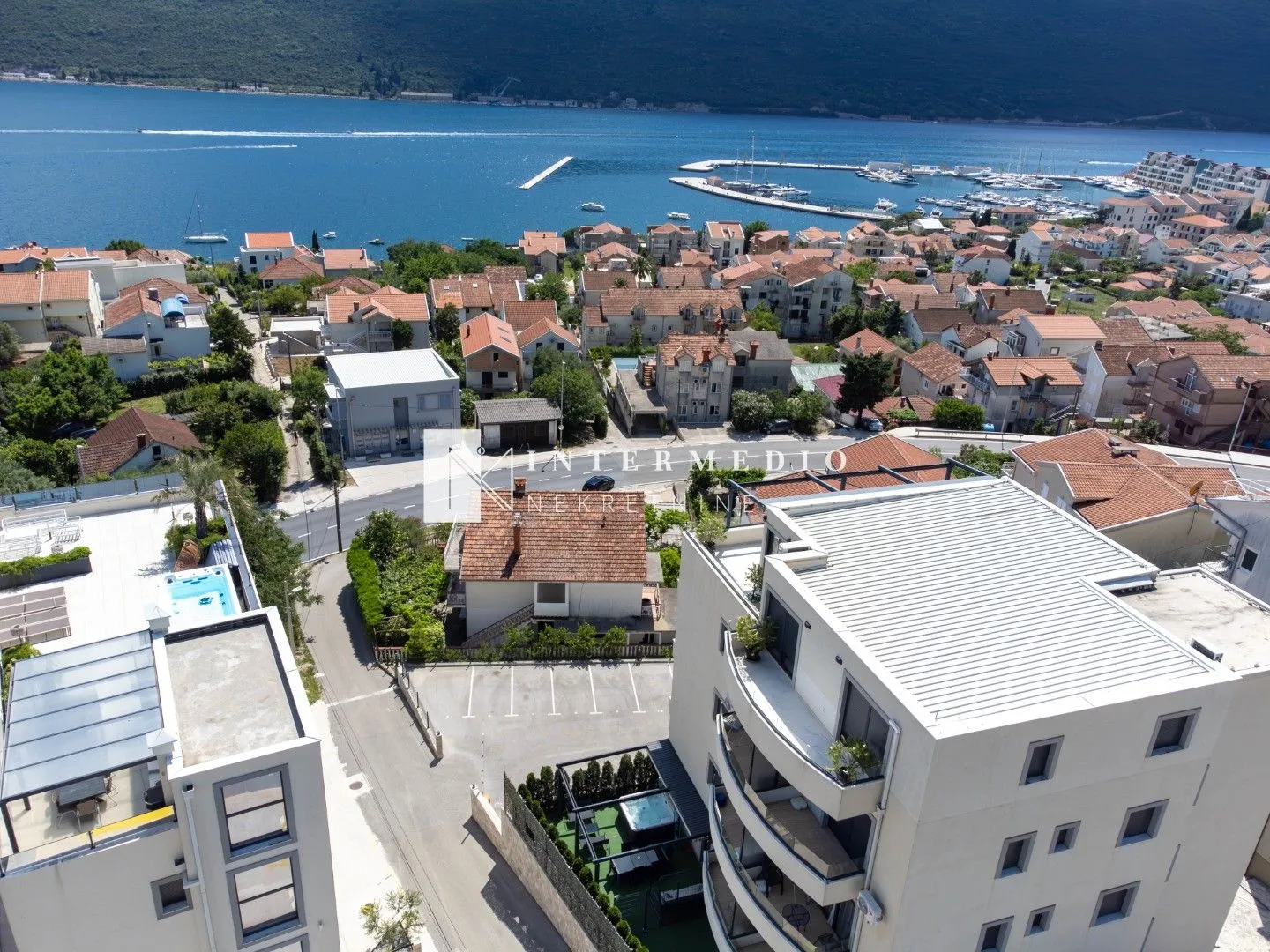 Prodaja, jednosoban stan, 39m², Đenovići, Herceg Novi