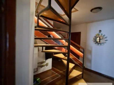 Prodaja, četvorosoban stan, 104m², Stari Grad, Beograd - image 9