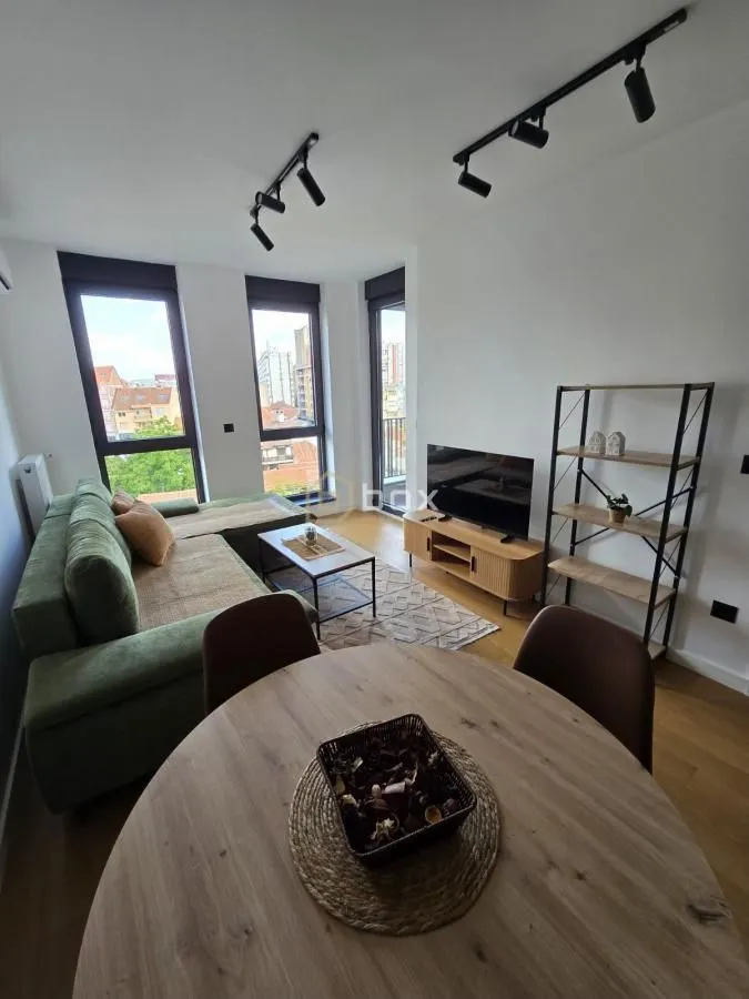 Izdavanje, jednosoban stan, 40m², Medijana, Niš