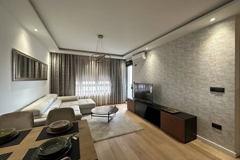 Rent, two bedroom apartment, 45m², Južni Bulevar, Vračar Sve Podlokacije