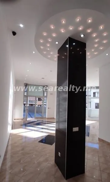Sale, office space, 53m², Centar, Tivat