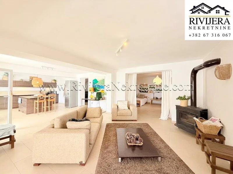 Prodaja, kuća, 212m², Đenovići, Herceg Novi