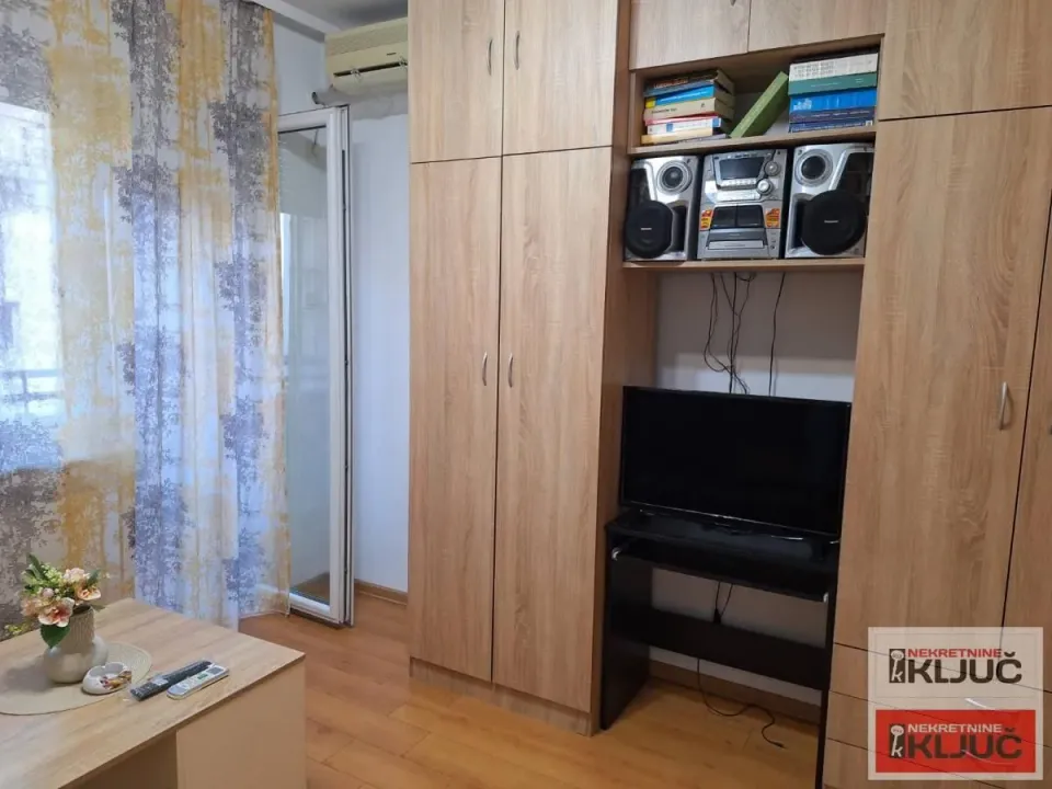 Izdavanje, garsonjera, 24m², Jodna Banja, Novi Sad Sve Podlokacije
