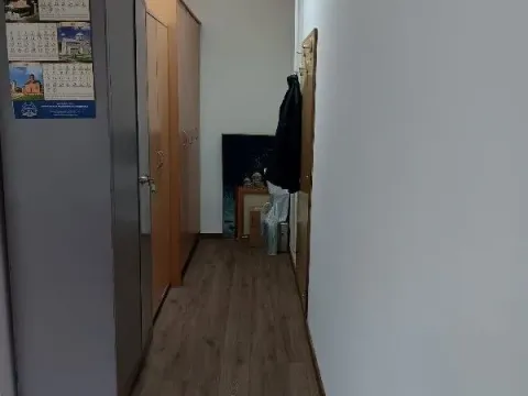 Rent, office space, 33m², Zeleno Brdo, Zvezdara Sve Podlokacije - image 3
