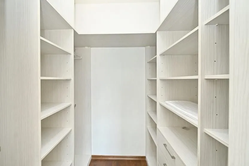 Rent, three bedroom apartment, 130m², Dobrota, Kotor