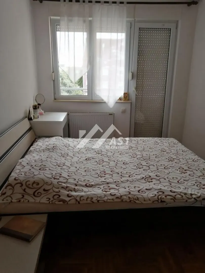 Izdavanje, dvosoban stan, 45m², Rotkvarija, Novi Sad Sve Podlokacije