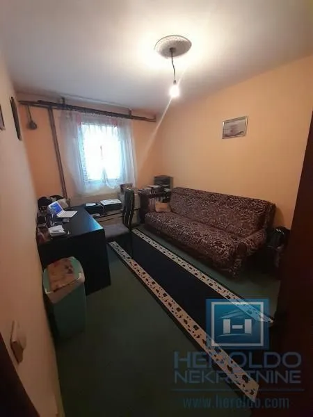 Prodaja, kuća, 325m², Solaris, Jagodina