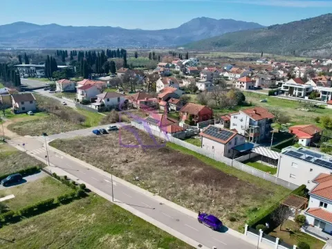 Prodaja, plac, 3963m², Gornja Gorica, Podgorica - image 1