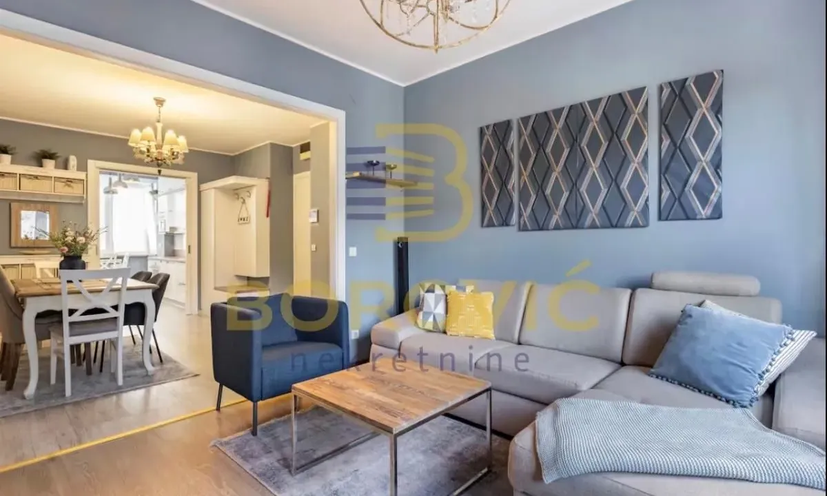 Prodaja, trosoban stan, 77m², Stari Grad, Beograd