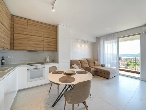 Prodaja, stan, 66m², Tivat, Crna Gora - image 10