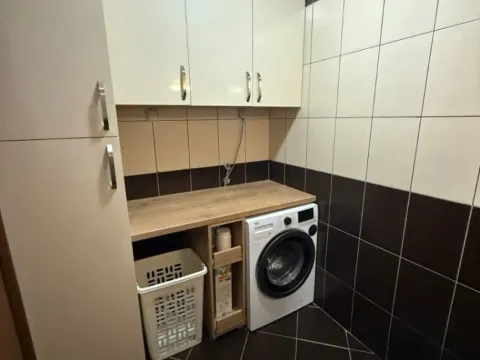 Izdavanje, dvosoban stan, 78m², City Kvart, Podgorica - image 11