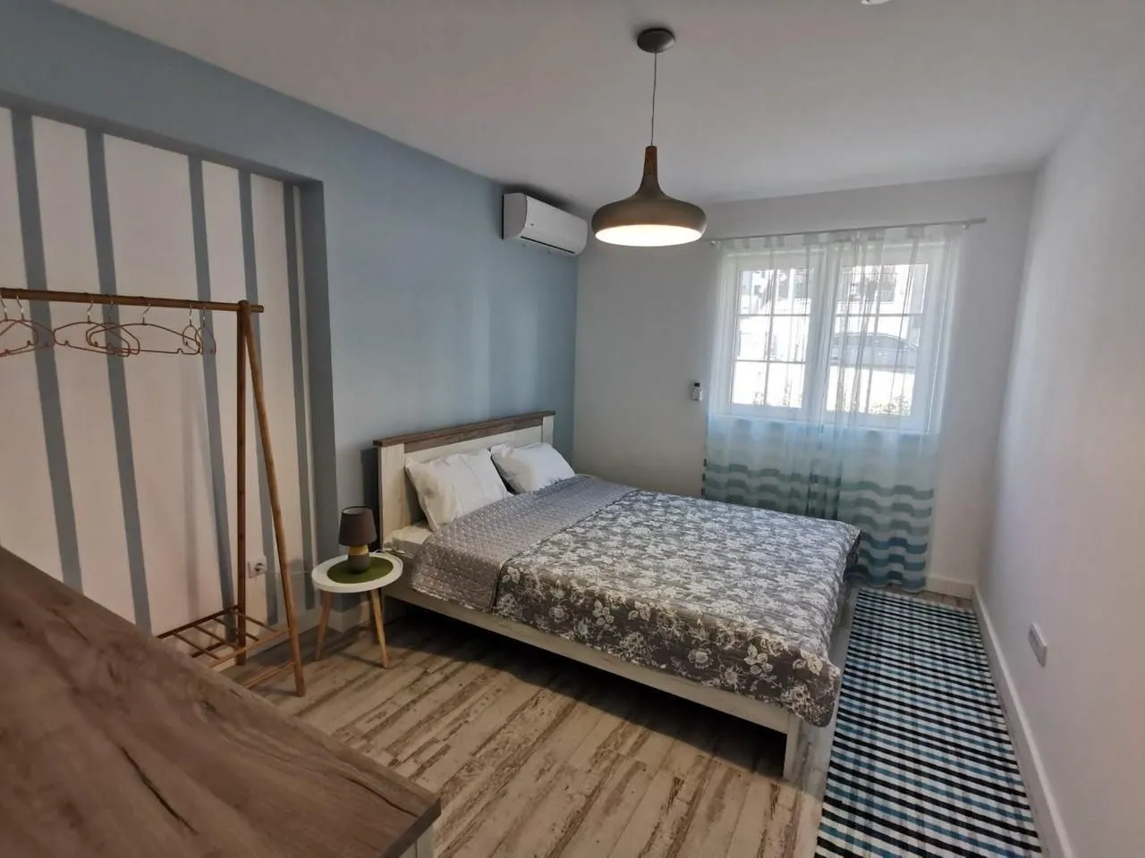 Izdavanje, kuća, 110m², Kava, Tivat