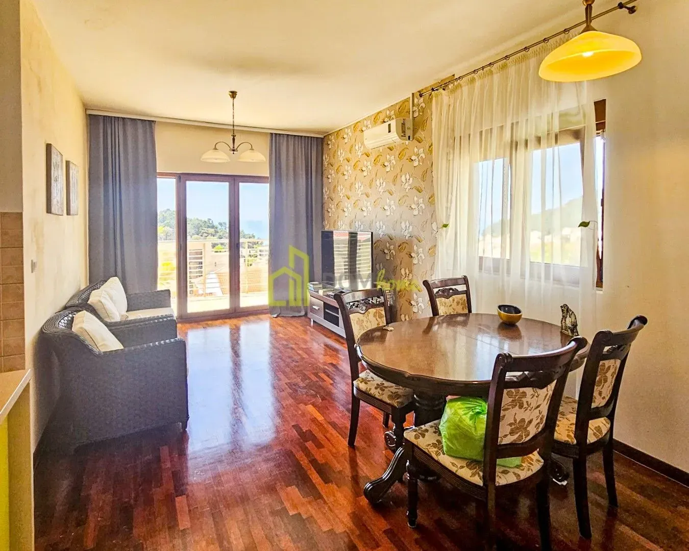 Sale, two bedroom apartment, 74m², Petrovac, Budva