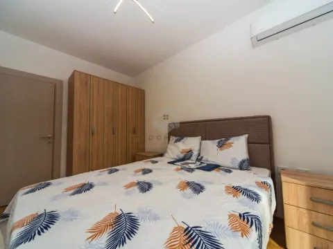 Rent, two bedroom apartment, 70m², Stara Varoš, Podgorica - image 6