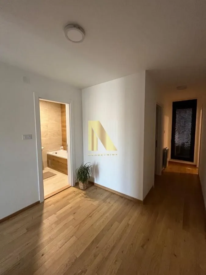 Izdavanje, trosoban stan, 71m², Socijalno, Novi Sad Sve Podlokacije