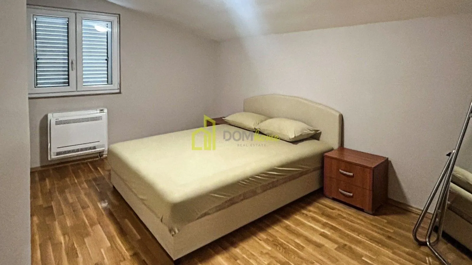 Izdavanje, kuća, 220m², Konik, Podgorica