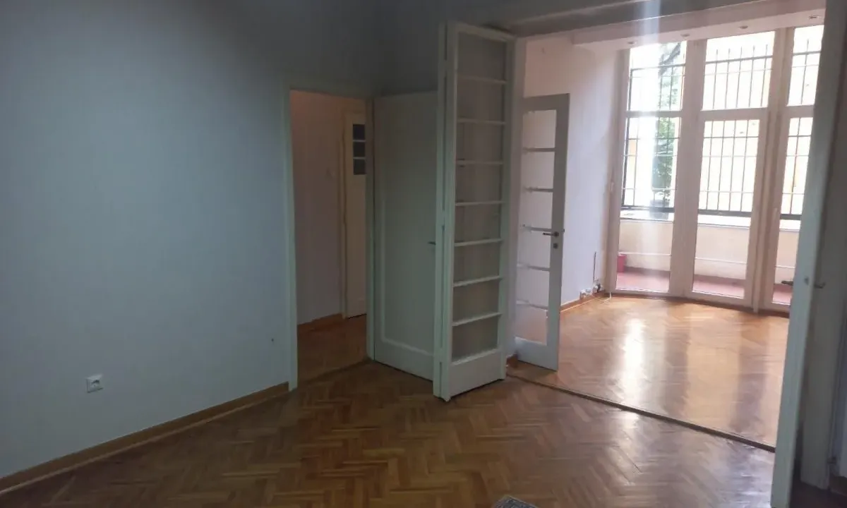 Izdavanje, stan, 100m², Vračar Sve Podlokacije, Beograd