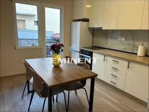 Rent, three bedroom apartment, 85m², Lekino Brdo, Voždovac Sve Podlokacije - image 4