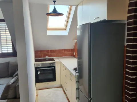 Prodaja, trosoban stan, 57m², Stara varoš, Nikšić - image 10