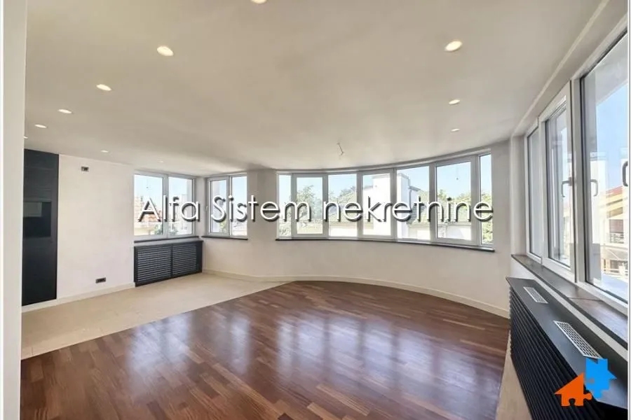 Prodaja, četvorosoban stan, 147m², Banovo Brdo, Beograd