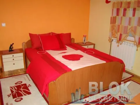 Rent, three bedroom apartment, 135m², Tološi, Podgorica - image 6