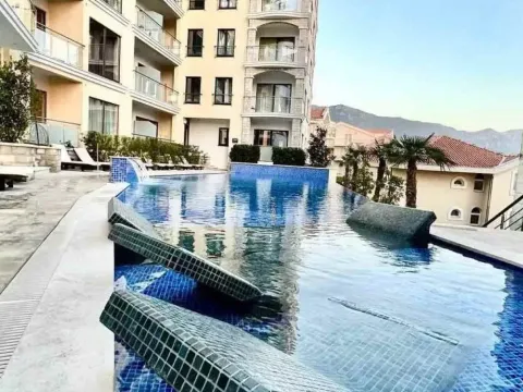 Prodaja, dvosoban stan, 81m², Budva, Crna Gora - image 4