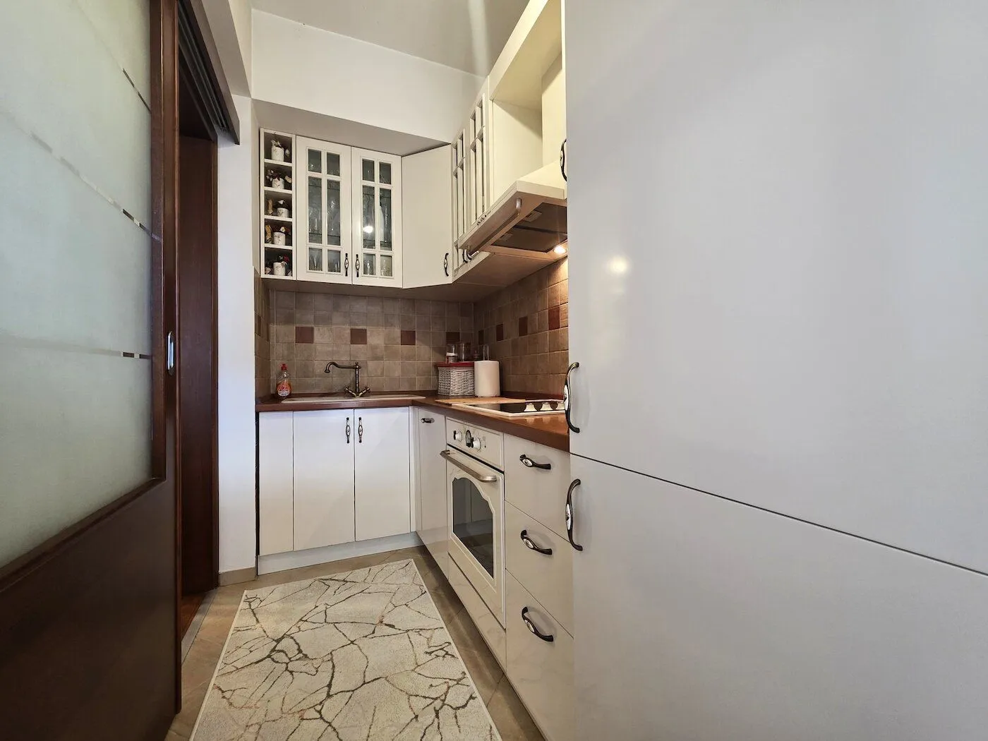Prodaja, dvosoban stan, 62m², Krivi Most, Podgorica