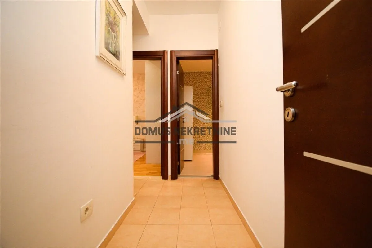 Rent, two bedroom apartment, 90m², Preko Morače, Podgorica
