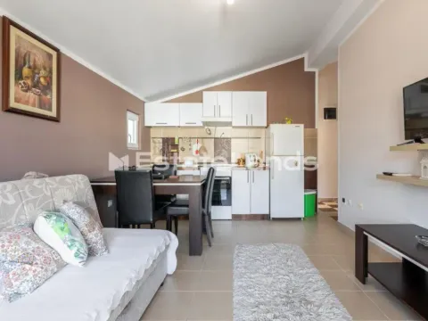 Izdavanje, jednosoban stan, 50m², Seljanovo, Tivat - image 3