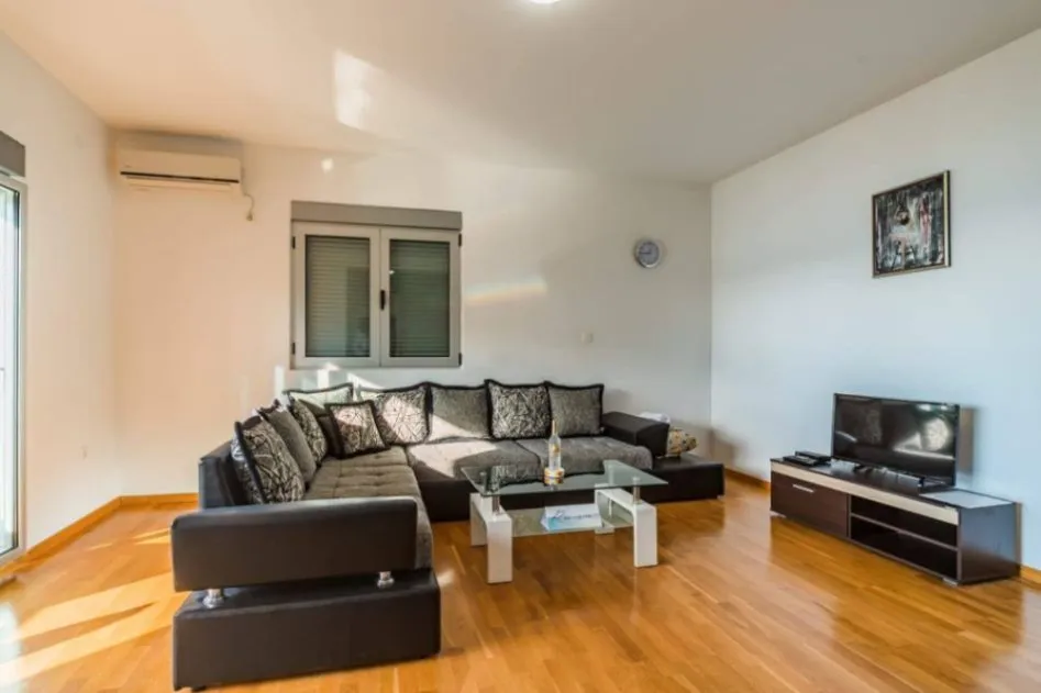 Sale, two bedroom apartment, 75m², Rafailovići, Budva