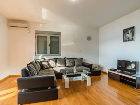 Sale, two bedroom apartment, 75m², Rafailovići, Budva - image 6