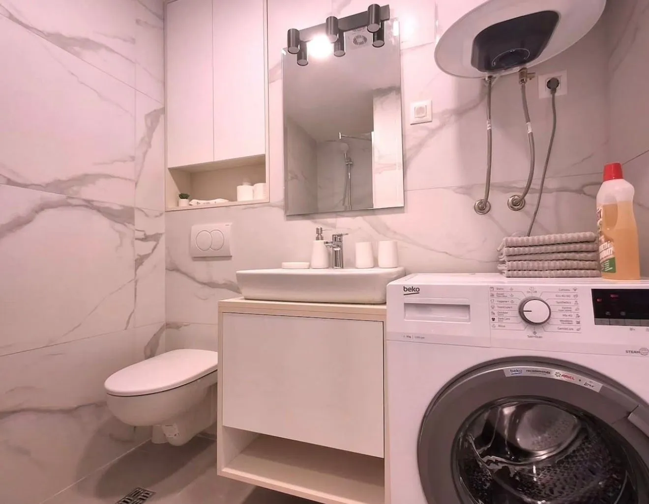Izdavanje, jednosoban stan, 46m², Stari Aerodrom, Podgorica