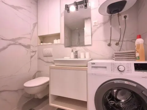 Izdavanje, jednosoban stan, 46m², Stari Aerodrom, Podgorica - image 8