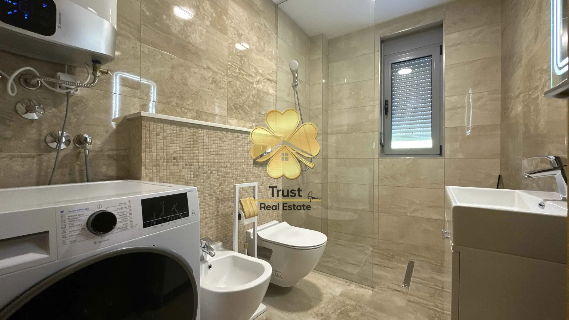 Rent, three bedroom apartment, 110m², Gorica C, Podgorica