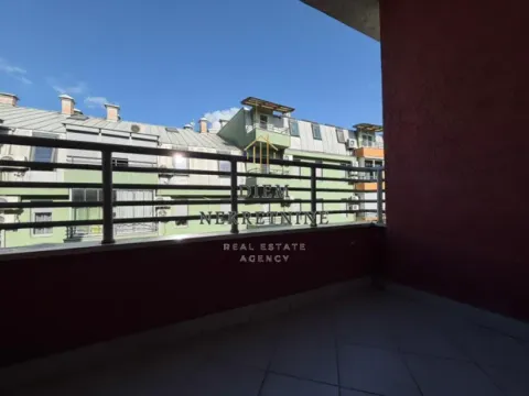 Prodaja, jednosoban stan, 44m², Krivi Most, Podgorica - image 9